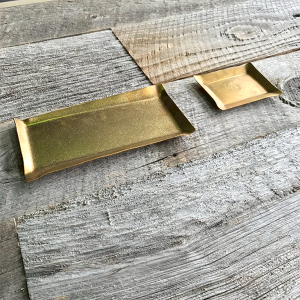 キャッシュトレイ