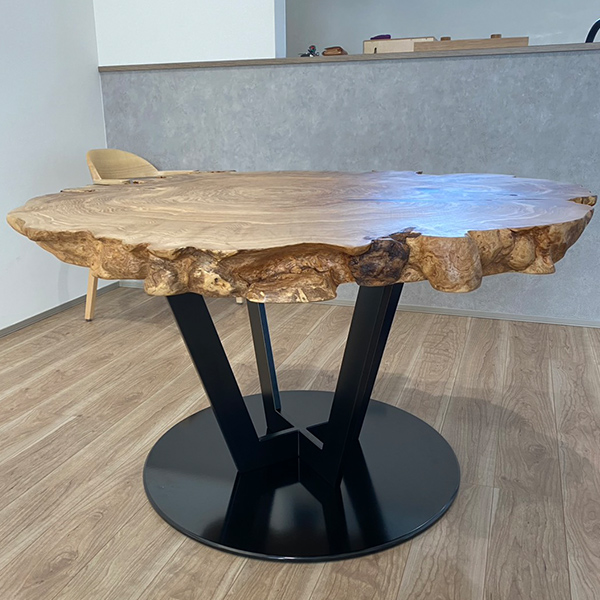 一枚板テーブル